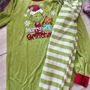 Grinch Kids Holiday Pajama Top - Green & Red